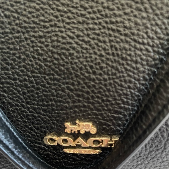 Coach - Picture 5 of 5